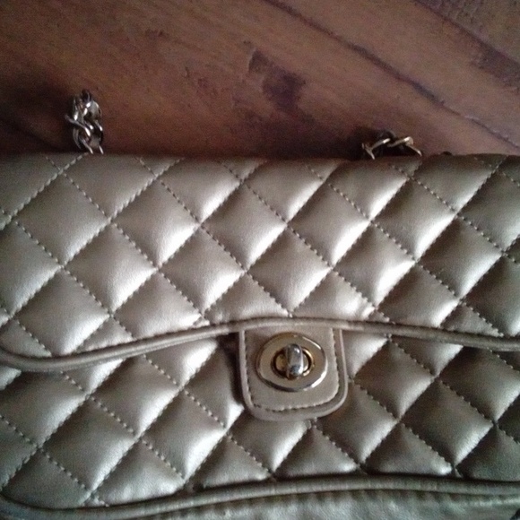 Small gold purse - Picture 5 of 9